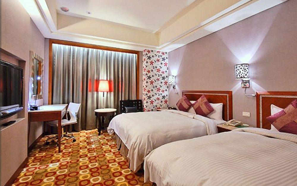Hej Taipei Arena Hotel Esterno foto