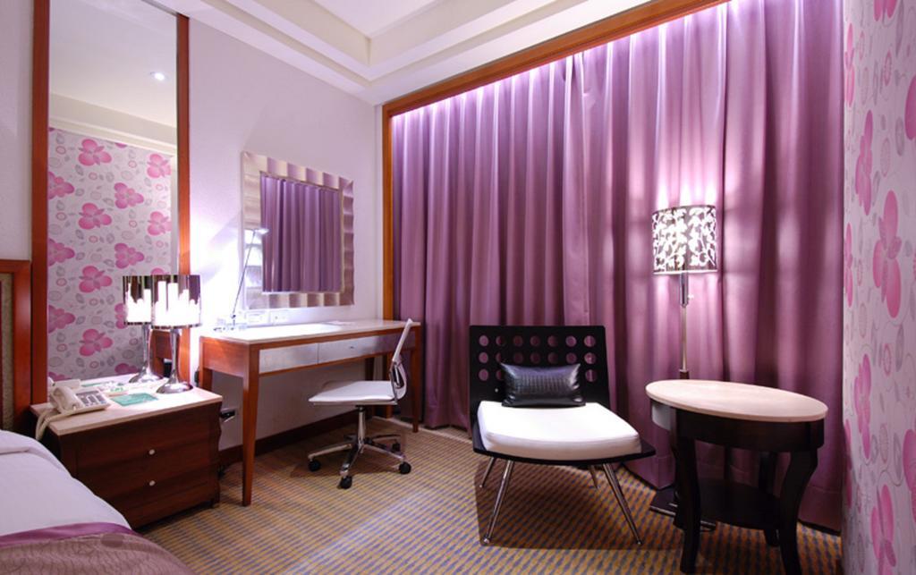 Hej Taipei Arena Hotel Esterno foto