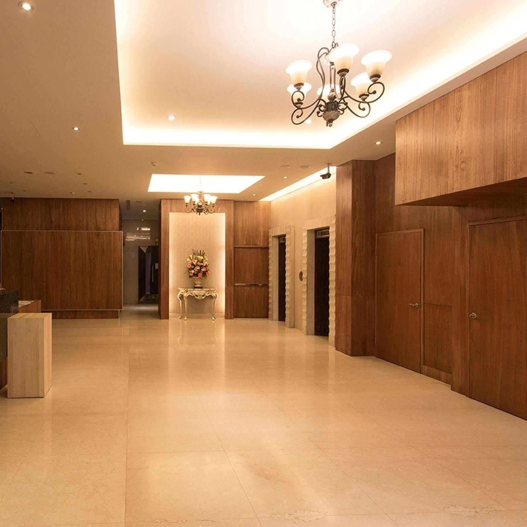 Hej Taipei Arena Hotel Esterno foto
