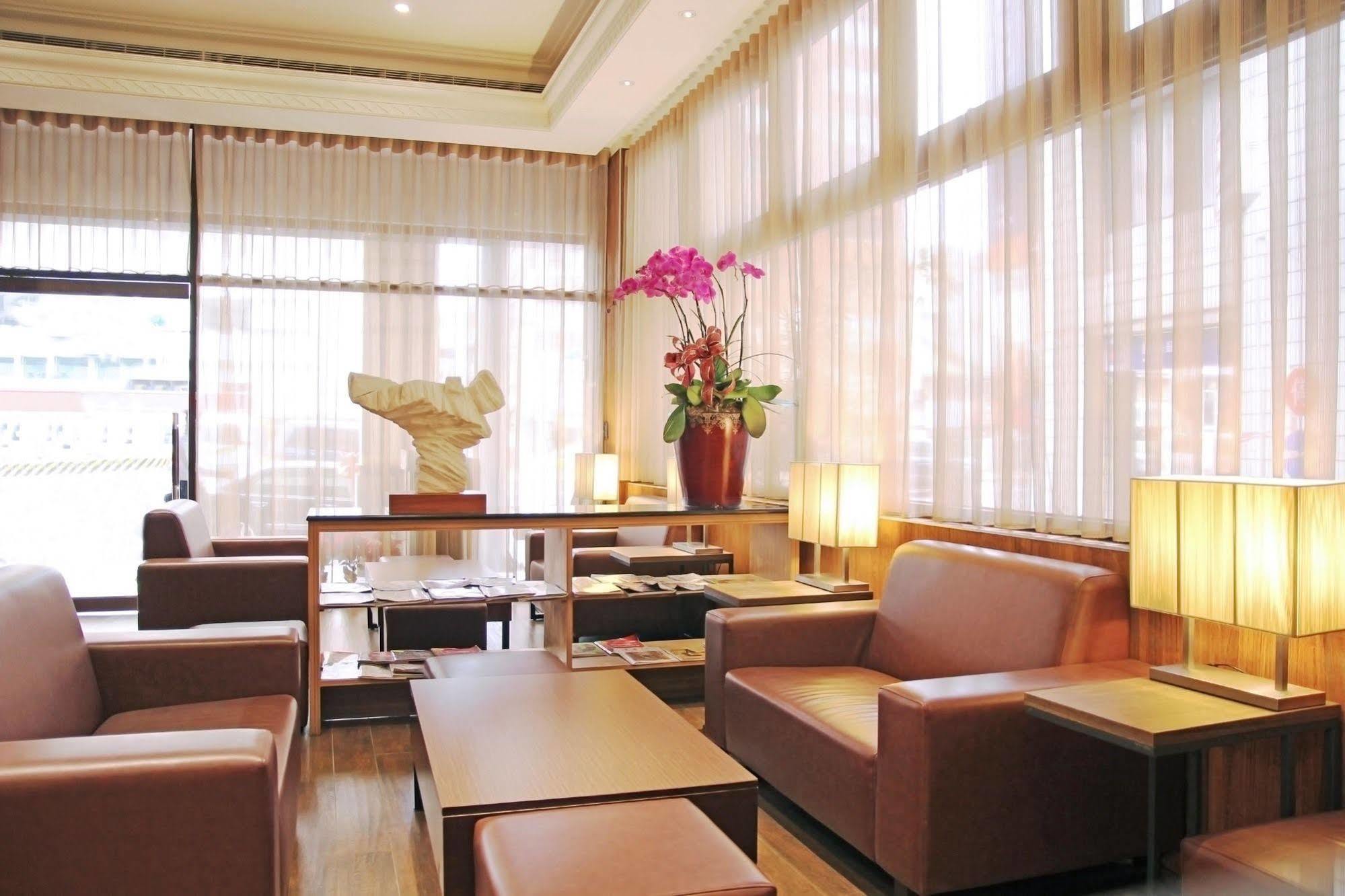 Hej Taipei Arena Hotel Esterno foto