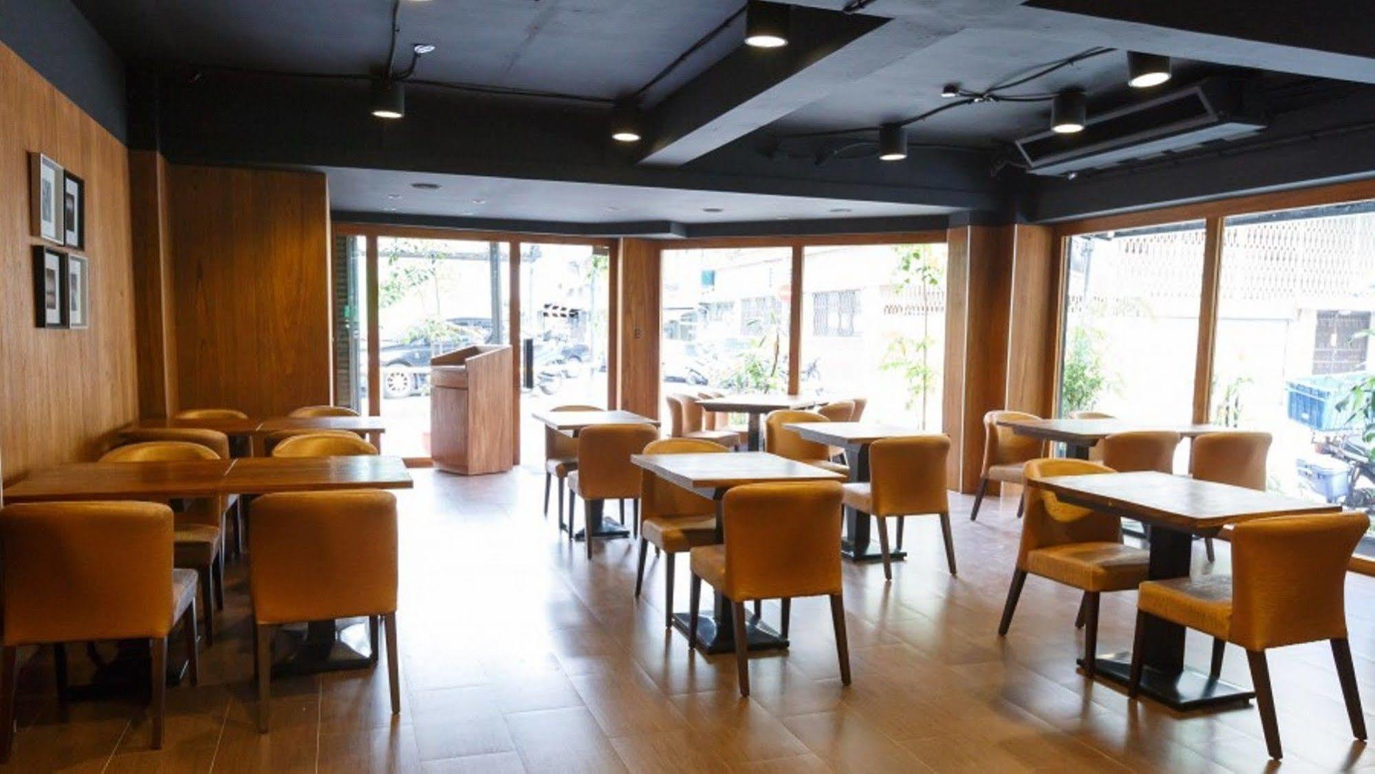 Hej Taipei Arena Hotel Esterno foto